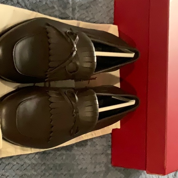 SALVATORE FERRAGAMO -RIOJA -9EEE